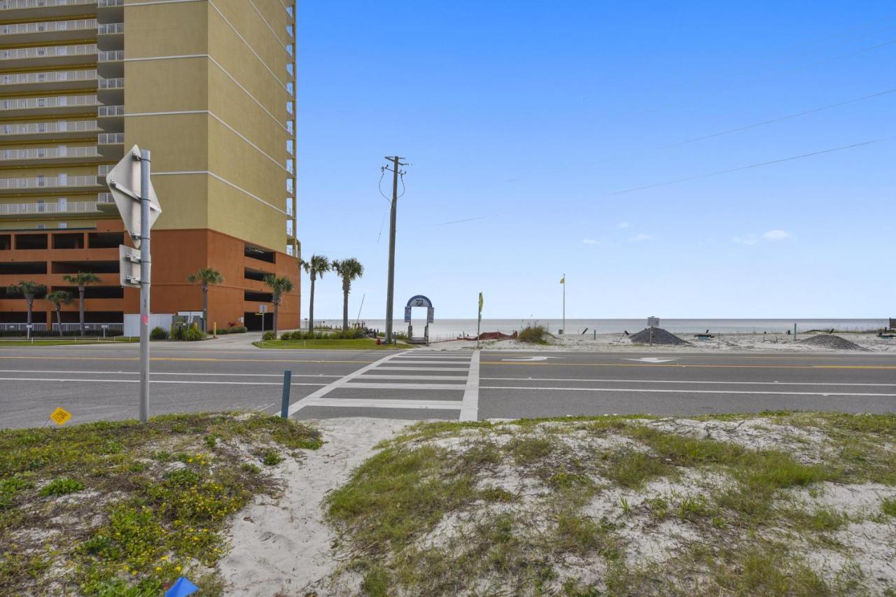 Holiday home Southwind By Book That